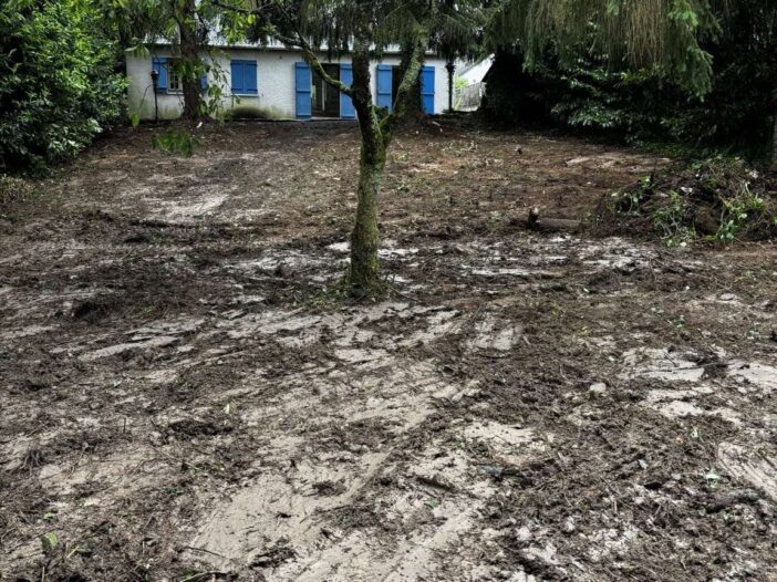 Remise en état de jardin à Malville
