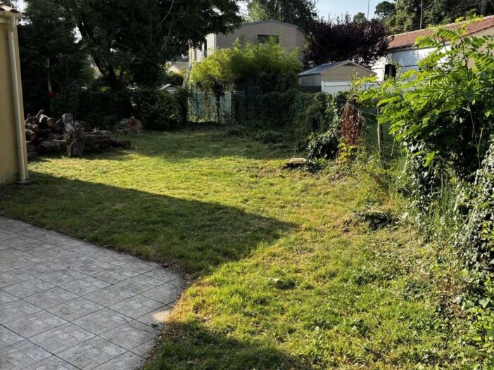 Clôture panneaux bois sans cadre à Saint Brévin